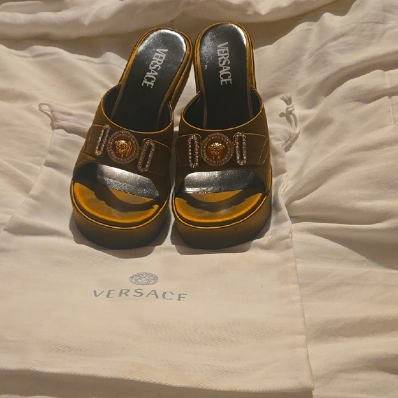 Versace Metallic Gold and Black Slides - Picture 1 of 2